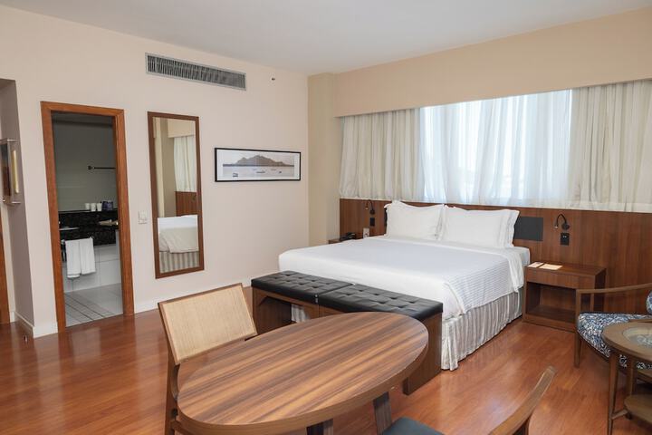 Room 14 of 172
