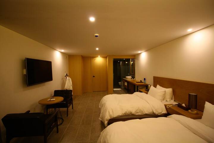 A Plus Motel