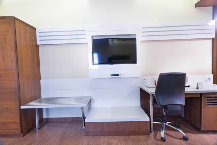 Room 9 of 29