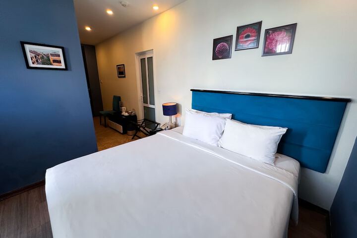 Room 20 of 84