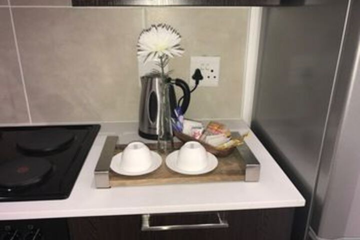 Room 10 of 24