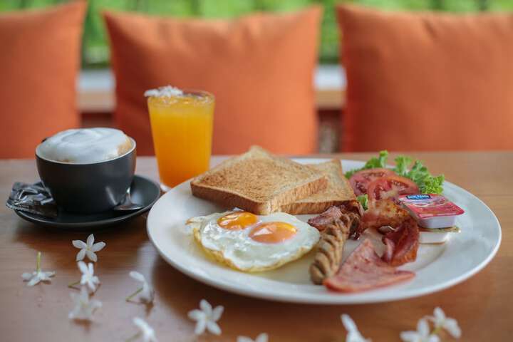 Breakfast/Coffee Service 34 of 48