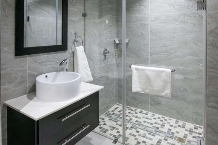Room 34 of 67