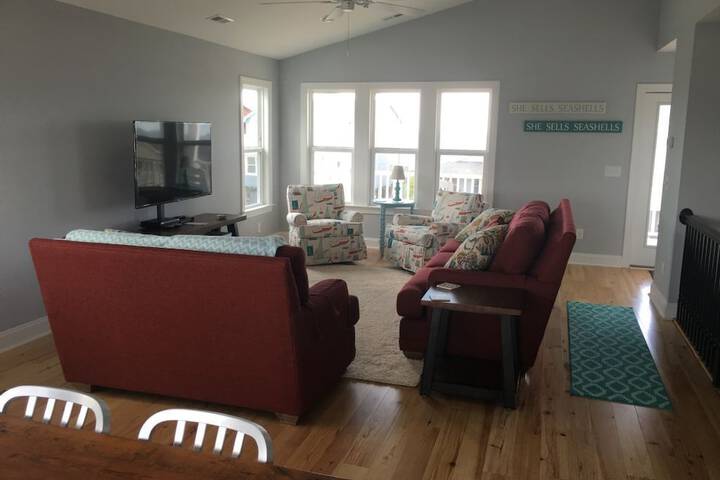 Room 17 of 48