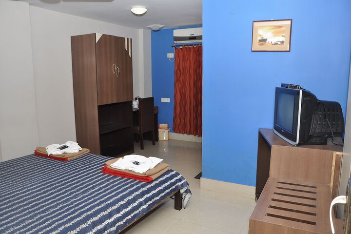Room 30 of 169