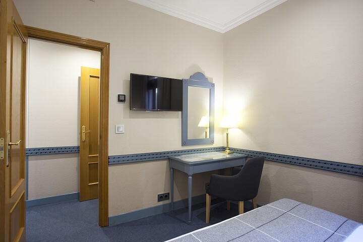 Room 25 of 45