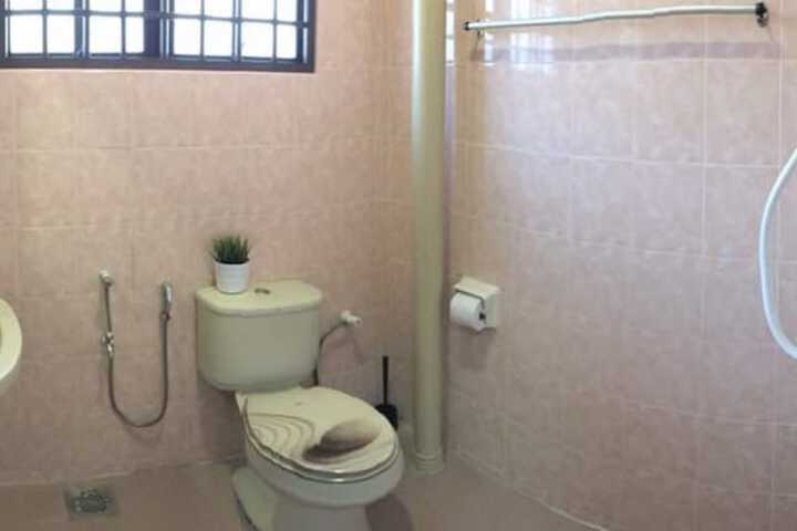 Room 15 of 17