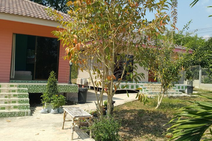Hotel Exterior 21 of 23