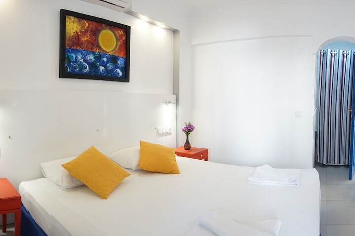 Room 41 of 144