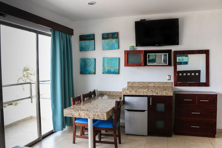 Room 10 of 47