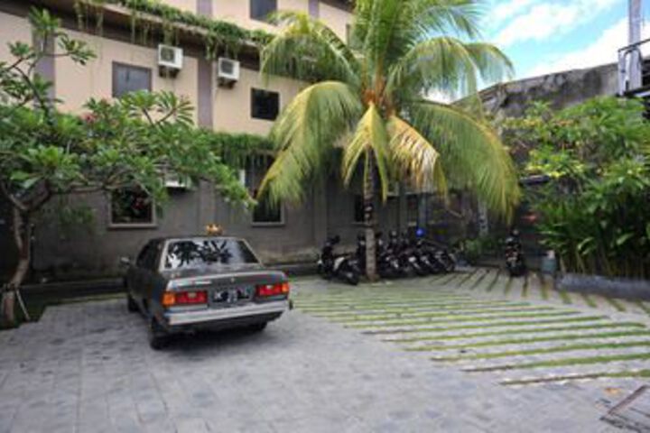 Property Grounds 19 of 22