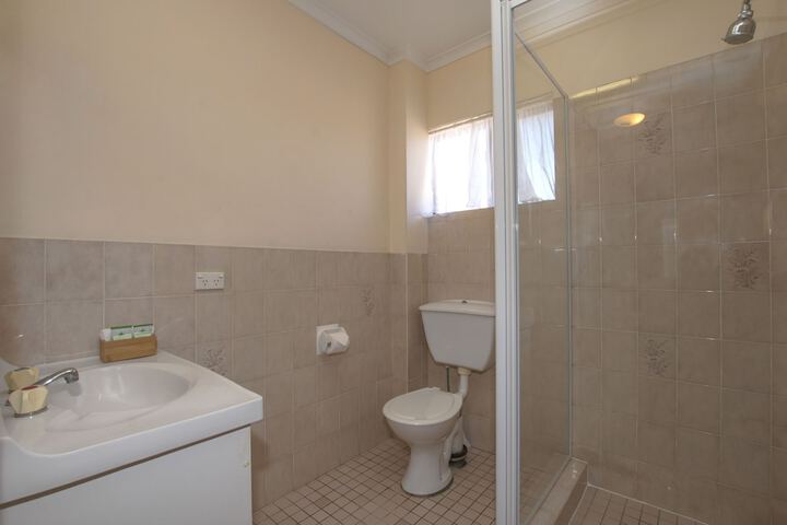 Room 18 of 26