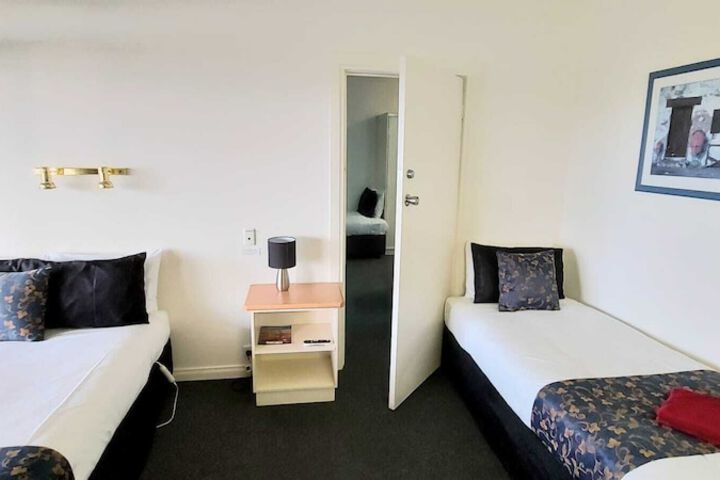 Room 7 of 53