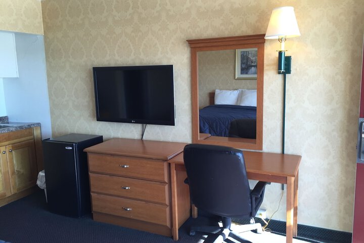 Room 15 of 23