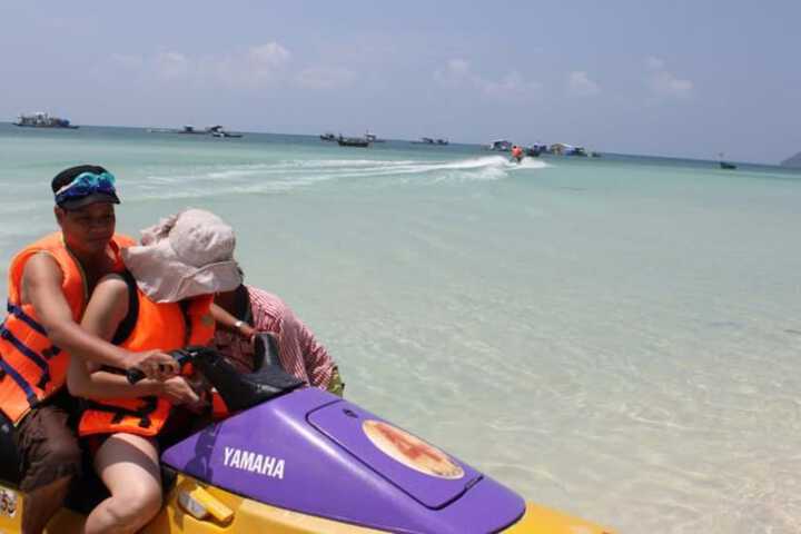 Water Sports 26 of 42