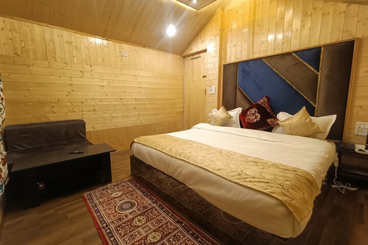 Room 45 of 68