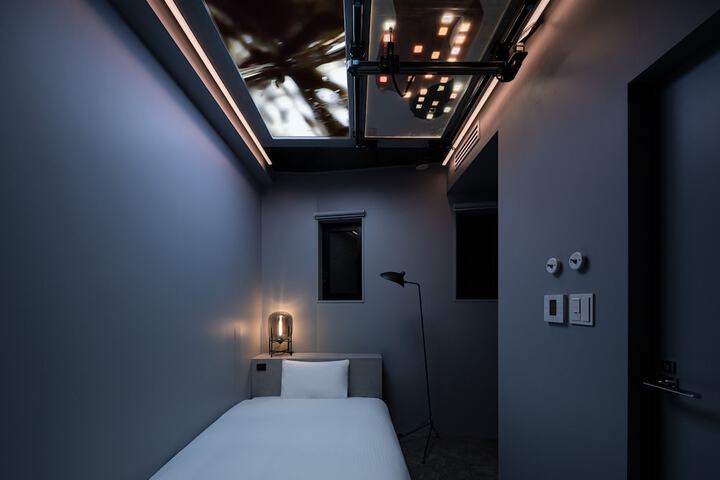 Room 4 of 57