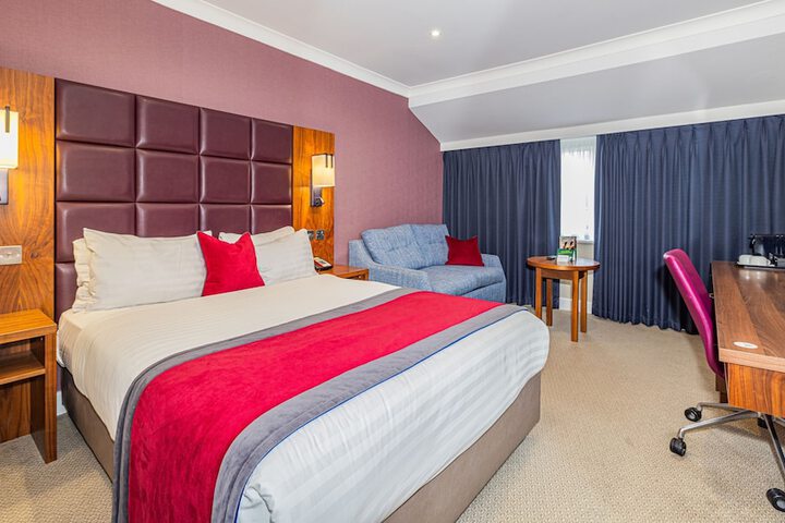 Room 40 of 117