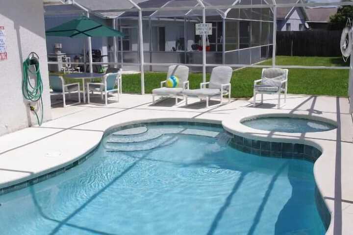 Sundeck 15 of 15