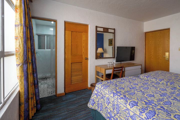 Room 8 of 42