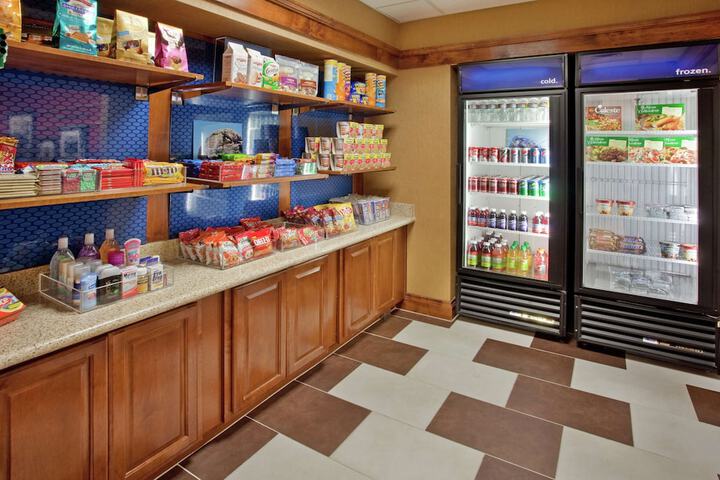 Snack bar