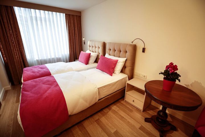Room 15 of 46