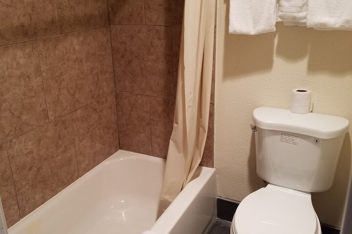 Room 7 of 7