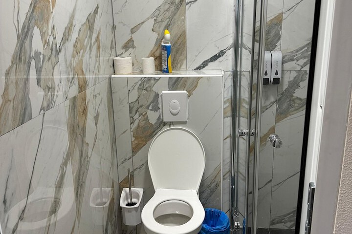 Room 20 of 25
