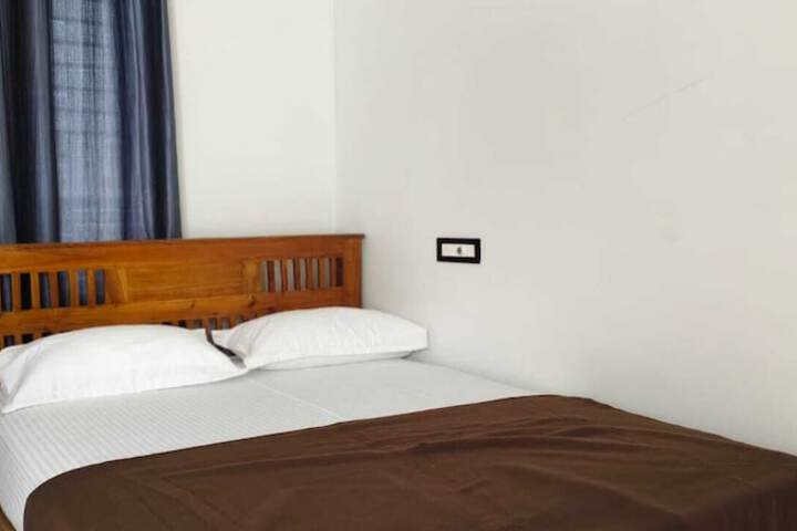 Room 18 of 40