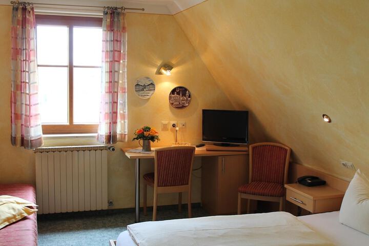 Room 20 of 53