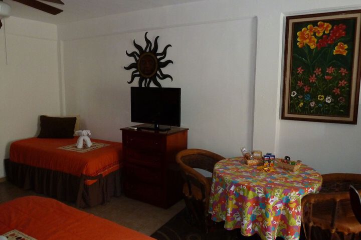 Room 9 of 138