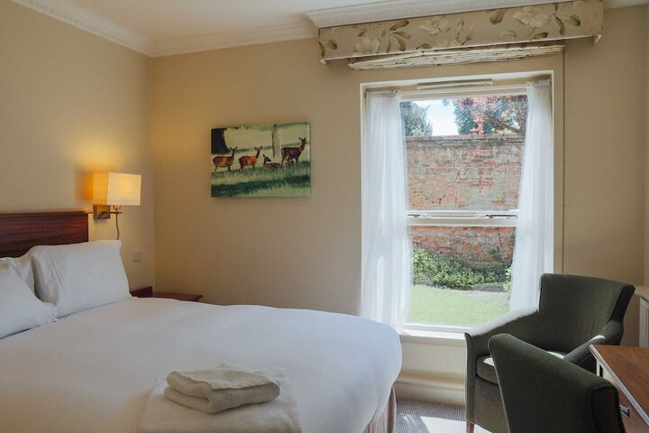 Room 54 of 105