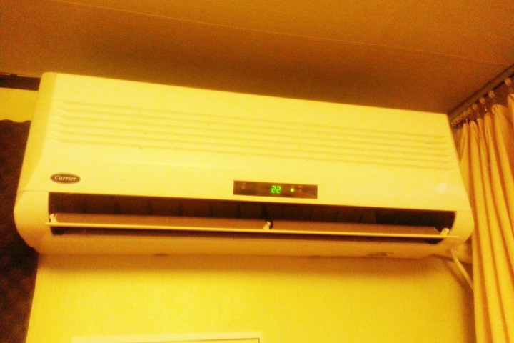 Room 11 of 46