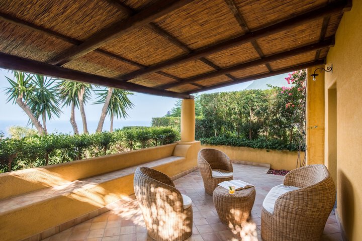 Terrace/Patio 40 of 130