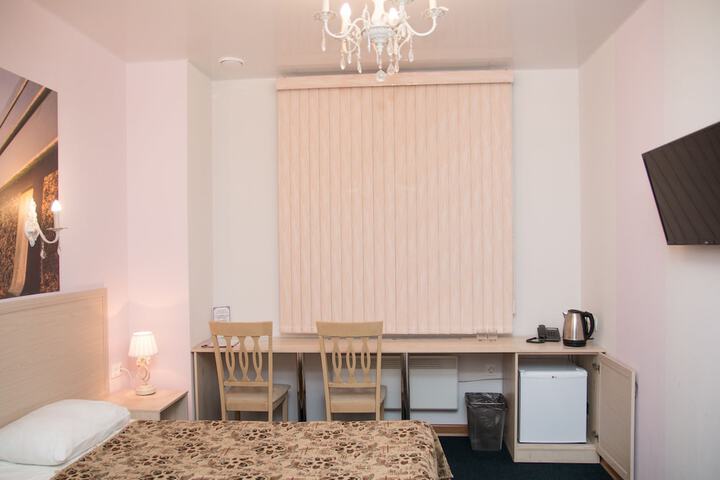 Room 17 of 53