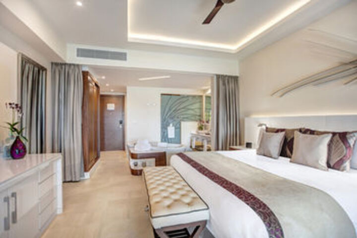 Room 28 of 80