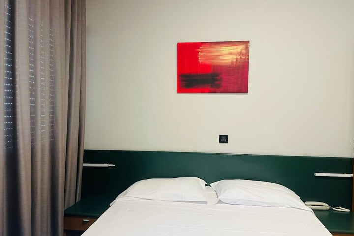 Room 20 of 45