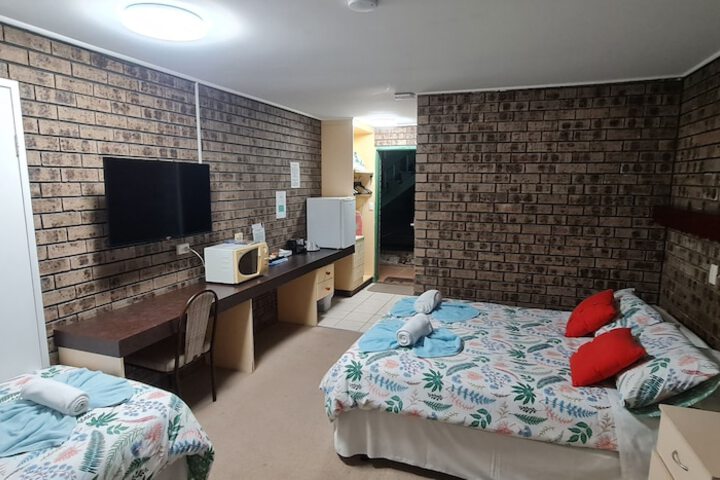 Room 12 of 52