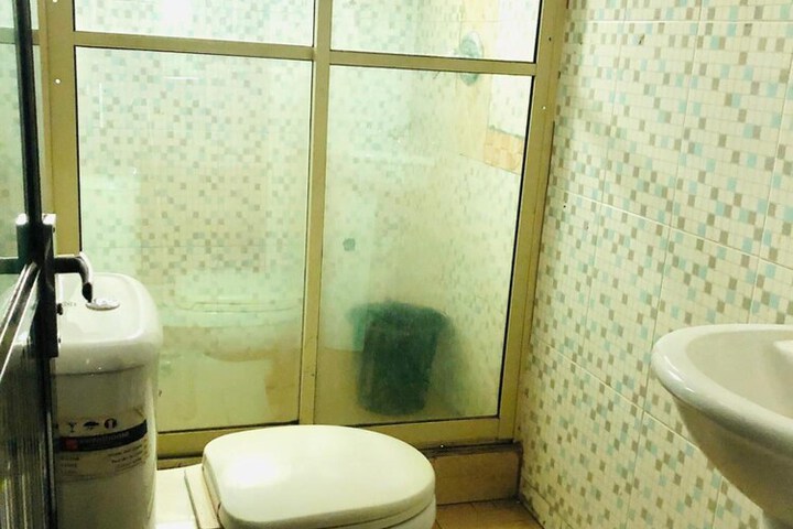 Room 29 of 42