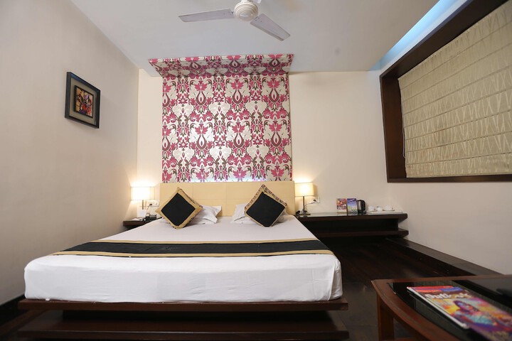 Room 14 of 52