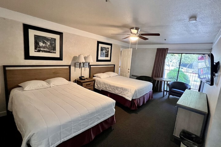 Room 30 of 81