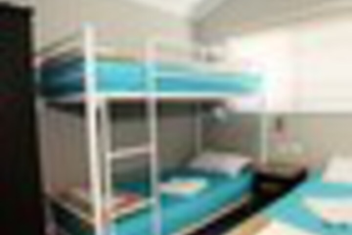 Room 68 of 261