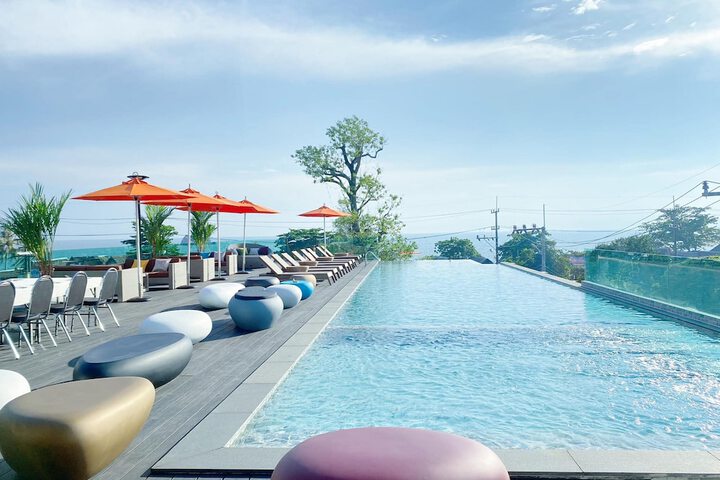 Pool 42 of 72