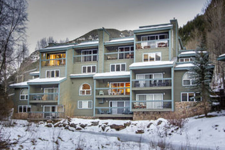 Hotel 10 of 41