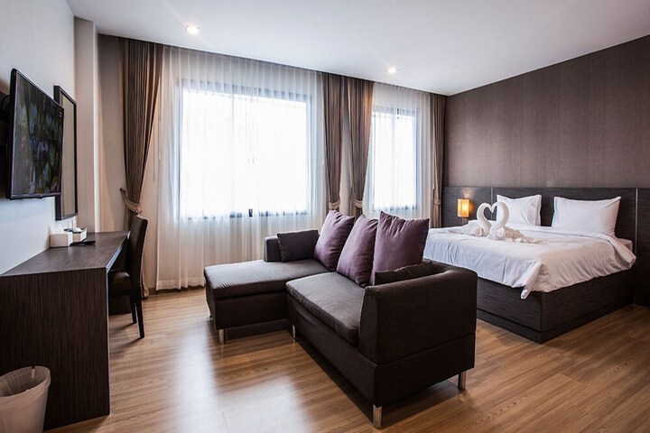 Room 8 of 39
