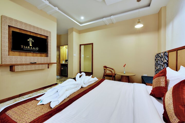 Room 15 of 49