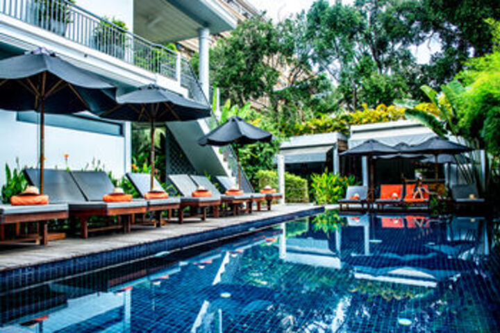 Pool 53 of 73