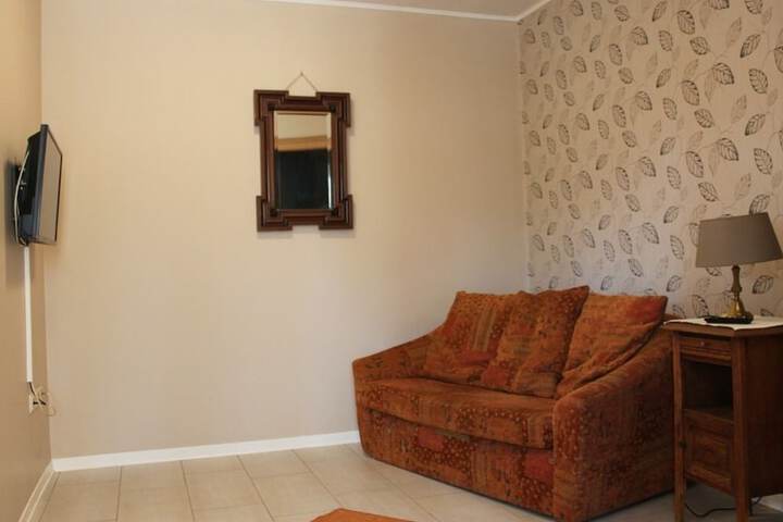 Room 2 of 57