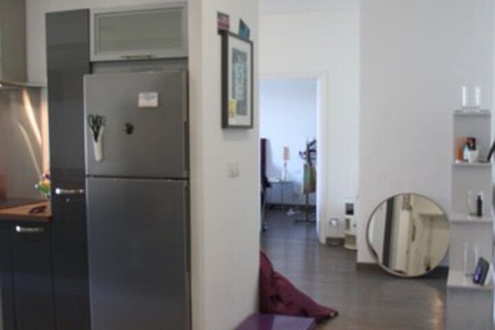 Room 9 of 18
