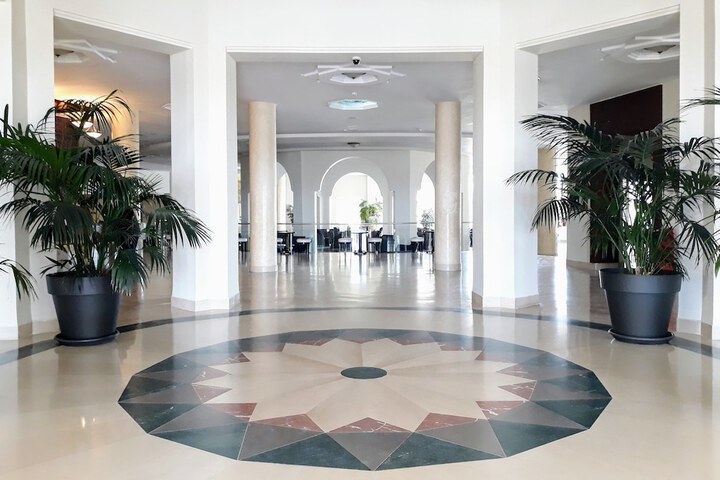 Hotel 2 of 55